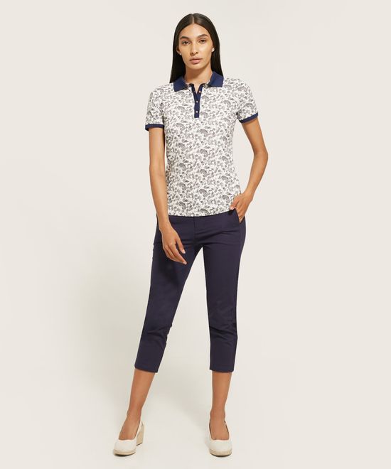 camisa polo mujer outfit